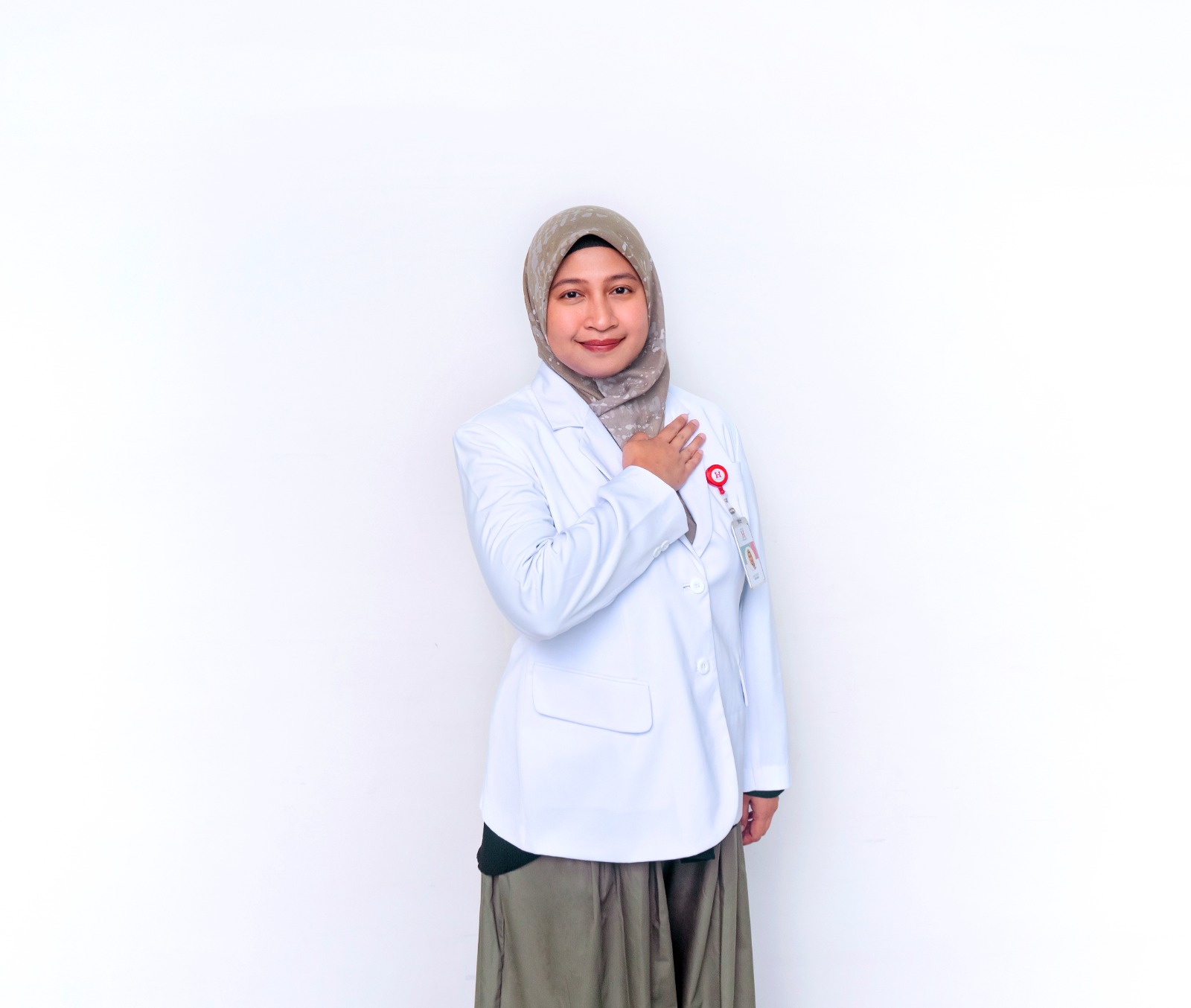 Dr. drg. Minessa Mahardika, Sp.Perio